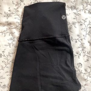 Lululemon black leggings